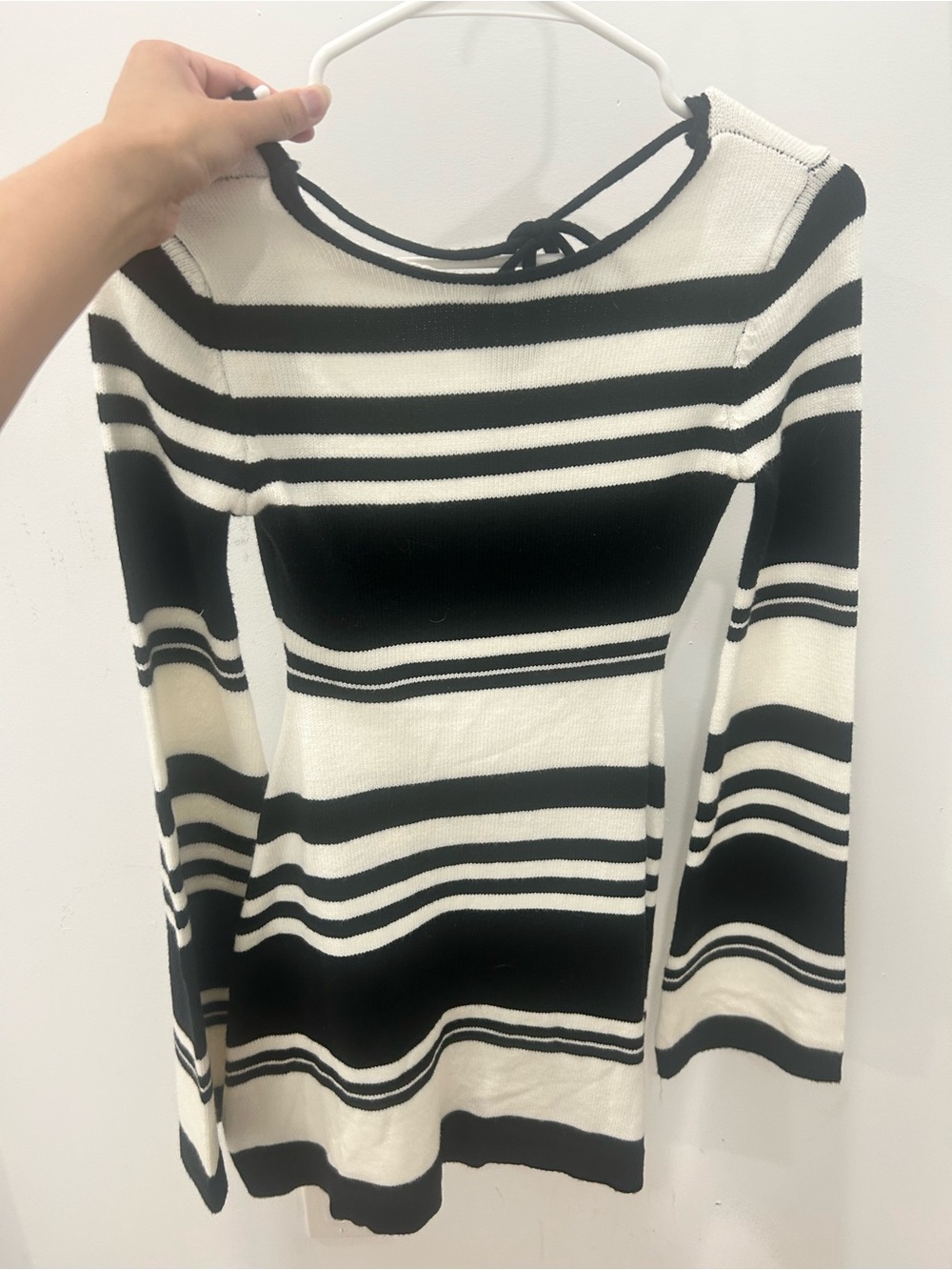 Black & White Striped Knit Long Sleeve Dress